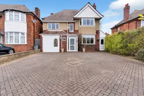 Birmingham/NEC Gem | Stylish & Spacious | Parking - Image 4