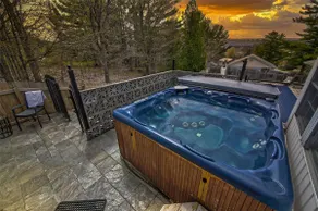 Discovery Retreat: Hot Tub, Firepit, Game Room - Image 2