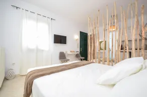 La Luna Suite, Naxos Town Center - Image 2