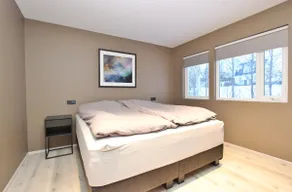 Krossar Northern Luxury Lodge - Image 4