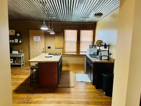 Sylvia's Loft - Image 3