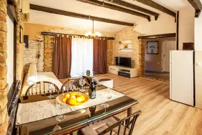House Tomas with Pool near Pula, AC, 4+1, parking - Image 3