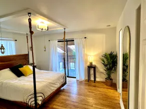 Tropical Paradise Pool House - Image 2