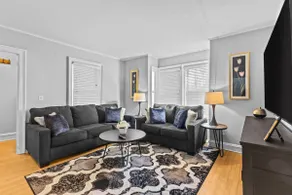 Charming 4BR House - Burlington - Image 3