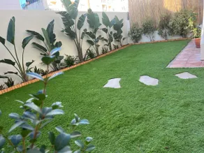 Elegant Lakside Apartment with Privative Garden - Image 5