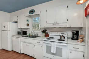 Lure and Leisure Lakehouse - Image 3