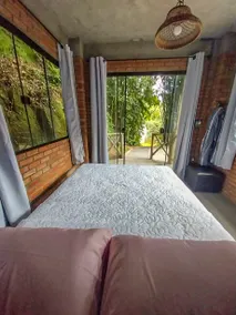 Suite with waterfall in the backyard - Image 4