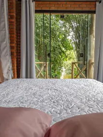 Suite with waterfall in the backyard - Image 2