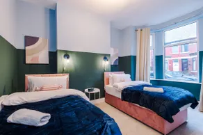 5 Bed Salford Sanctuary Retreat - Image 5