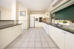 Haldon House- spacious & comfy - Image 5