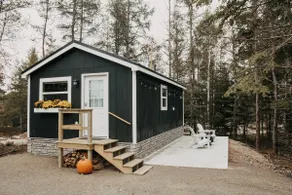 Hackmatack Cottages | Bobcat Cottage - Image 2