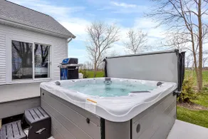 Hidden Haven - Modern Cottage w/ Hot Tub & Views - Image 2