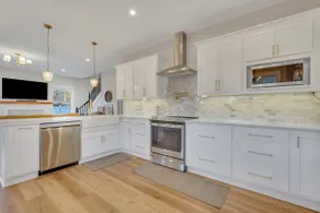 Newly Renovated Old Town Charmer - Image 3
