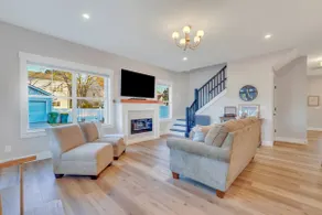 Newly Renovated Old Town Charmer - Image 2
