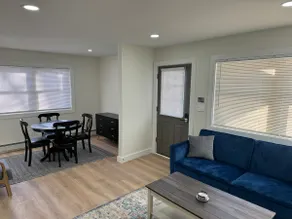 Gardiner- Quiet- Peaceful-One-Bedroom-End Unit - Image 5