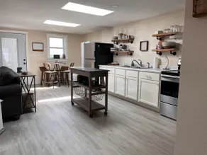 Farmhouse AND Barn Loft Space - Image 3