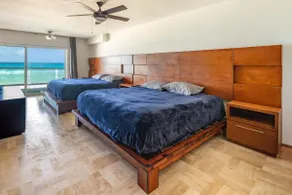 Villa Oceanfront Amazing Beach - Image 2