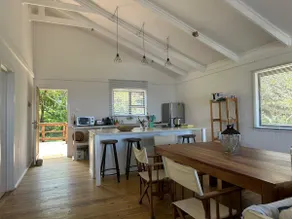 Beach House - Image 5