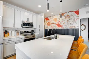 2bed/2bth - King bed - Queen bed - Image 3