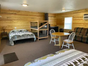 Rustic Sleeping Cabin #15 - No Water in Cabin - Image 5