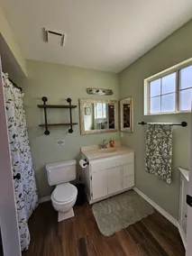 1150ft² 2 Story Gated Home w/ Pool & Play Area. - Image 5