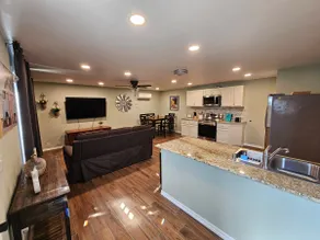 1150ft² 2 Story Gated Home w/ Pool & Play Area. - Image 2