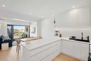 Cottesloe Beachouse - Image 3