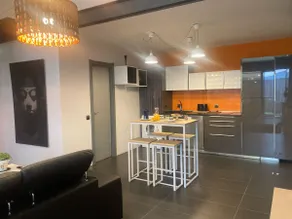 Loft apartment - Image 2
