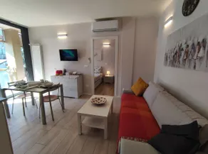 Bright accommodation with garage for compact car - Image 4