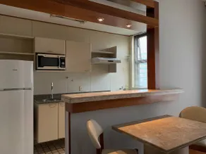 Elegant Flat with Garage - Image 4