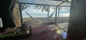 Luxury en suite with bathtub sea view & hammock - Image 4
