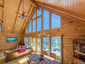 My Happy Place Cabin - Image 5