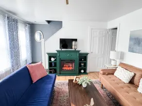 Maple Ridge Retreats - Apt B - Image 4