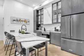 Elegant apartment, where luxury meets convenience. - Image 3