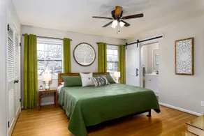 Aqua Oasis - Central & Stylish - 3 BR / 3 BA - Image 2