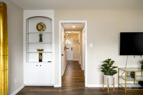 Aqua Oasis - Central & Stylish - 3 BR / 3 BA - Image 5