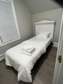 Luxury two-bedroom apartments - Image 2
