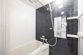 Fully furnished＆secured/Wi-Fi available/501 - Image 5