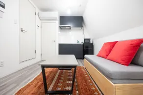 Fully furnished＆secured/Wi-Fi available/501 - Image 3