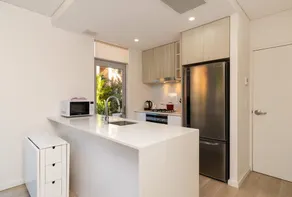 Midway Retreat - 2 Bdr Townhouse in Maroubra - Image 5