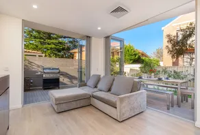 Midway Retreat - 2 Bdr Townhouse in Maroubra - Image 2
