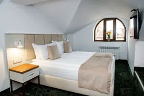 Attic Room in Agora Boutique with breakfast - Image 5