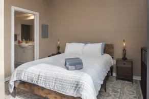 Uptown Charlotte Condo | 5 * Location | Parking - Image 4