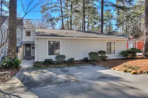 Gorgeous Home Near Masters! - Image 2