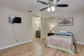 Gorgeous Home Near Masters! - Image 5