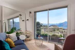 Aria Bellagio - Boutique Lake View Apt - Free Parking & Late Check-out 12pm - Image 4