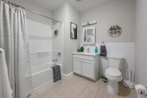 LuxBay Place 1BD/5 Min to Rutgers Newark/Pkg Incl - Image 4