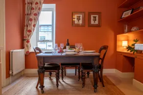 Chez Nous - central Maisonette - Bath Surrounds - Image 2