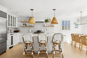 Newly Renovated SH Village 5bd with pool - Image 2