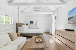 Newly Renovated SH Village 5bd with pool - Image 4